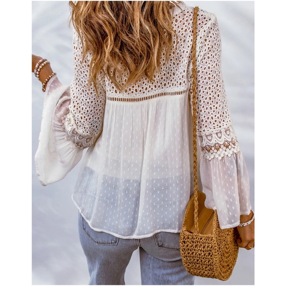08 Boho White Swiss Dot Eyelet Bell Sleeve Blouse - Picture 2 of 4